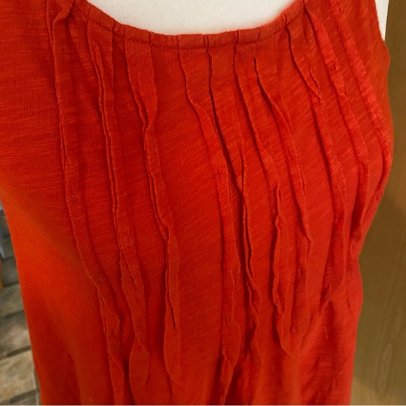 Deletta by Anthropologie • Twisted Pleats Cotton Tank in Red - Picture 10 of 10
